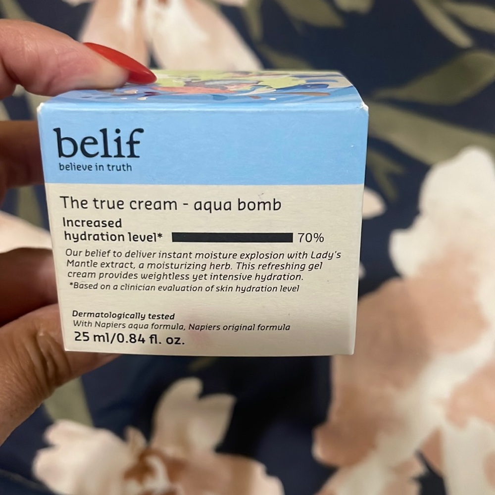Belief true cream Aqua bomb gel cream